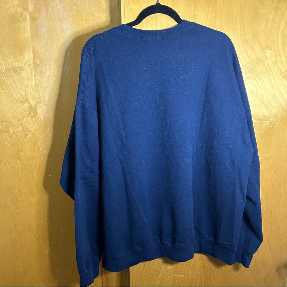 Disney Box Lunch Wall-E Crewneck sweatshirt - Picture 2 of 5